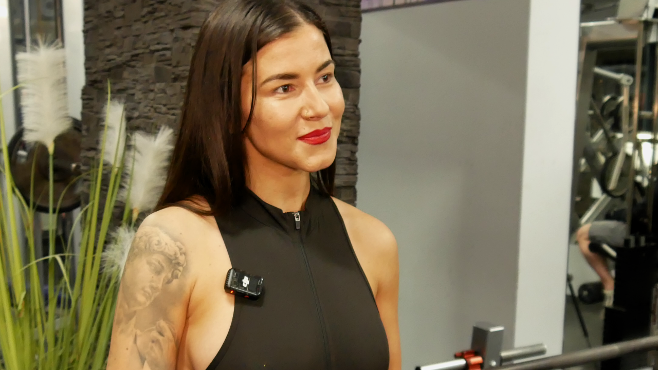 Šéfka českého Playboye šla do sportovního a nasadila rukavice